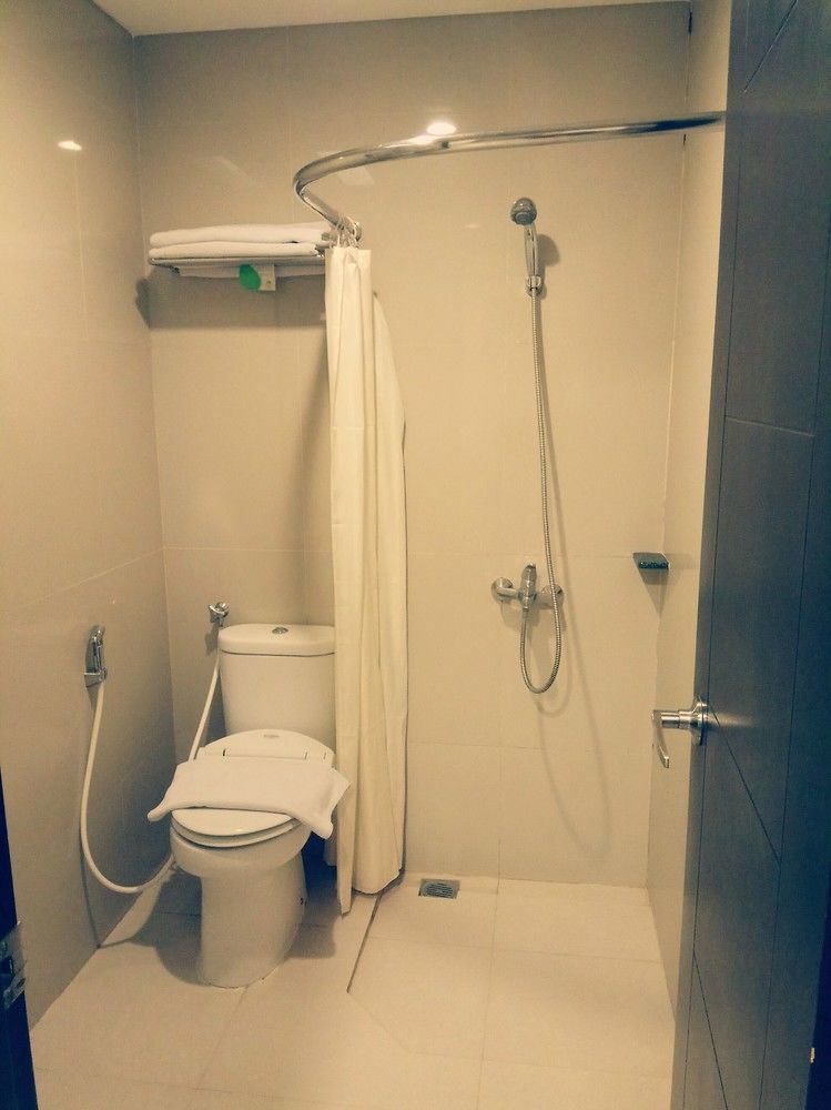 Hotel Anggrek Gandasari Bandung Exterior photo